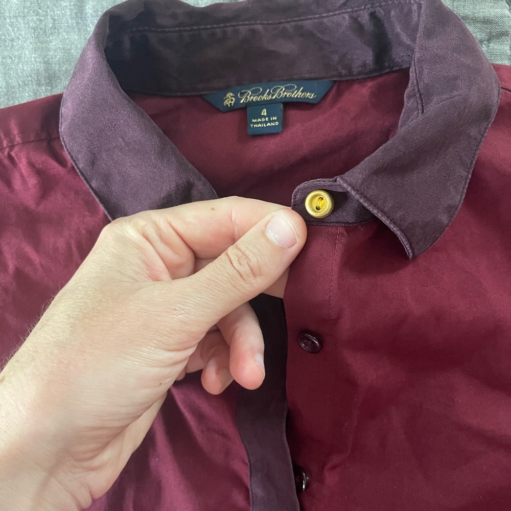 Brooks Brothers Maroon Burgundy Button Down shirt gold buttons sz 4 cotton blend - Picture 9 of 10